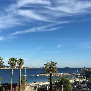 Bandol, Vue Panoramique Sur La Mer, La Plage, Le Port Appartement